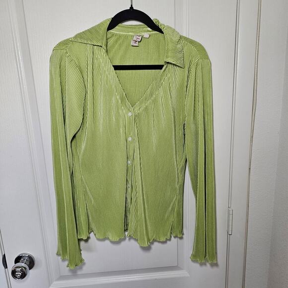 Dolan Lettuce Hem Top Green Medium - Picture 5 of 7